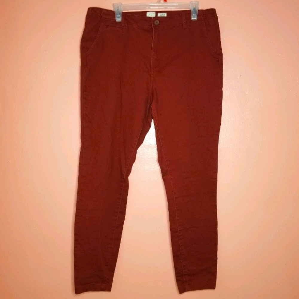 Red Dresspants